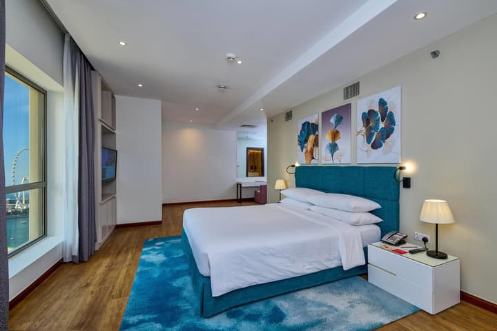 Ramada Hotel and Suites by Wyndham Dubai JBR