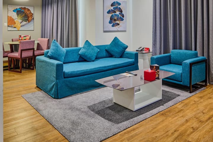 Ramada Hotel and Suites by Wyndham Dubai JBR