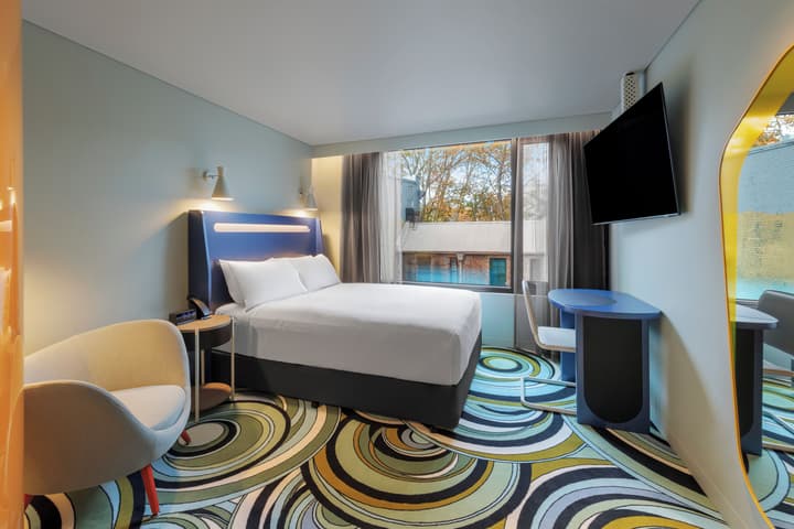 ADGE Hotel & Residences