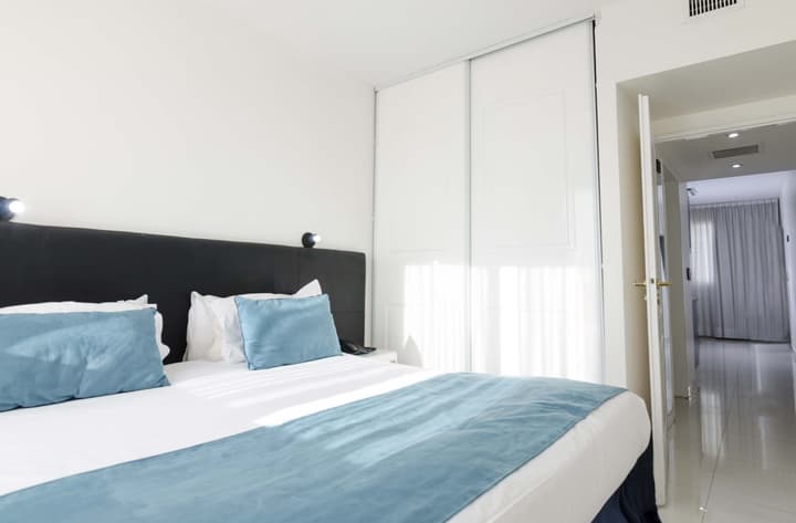 Cyan Recoleta Hotel