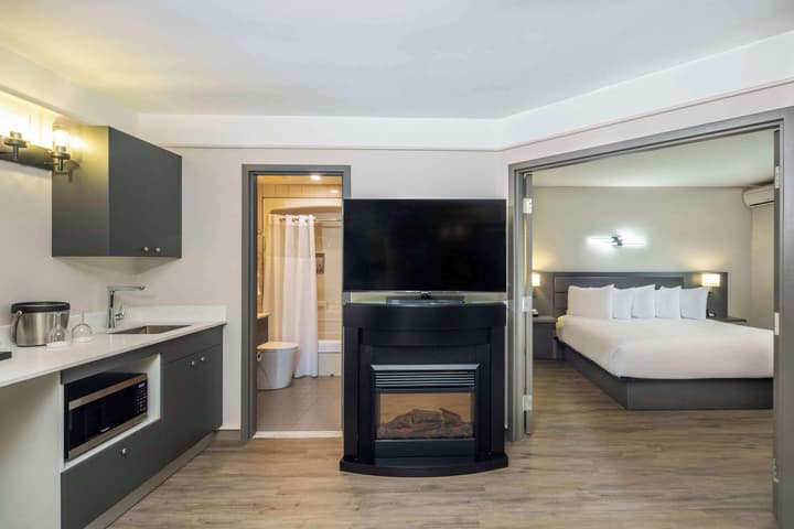 Les Suites de Laviolette, an Ascend Collection Hotel