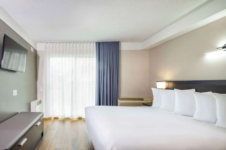 Les Suites de Laviolette, an Ascend Collection Hotel