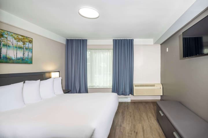 Les Suites de Laviolette, an Ascend Collection Hotel