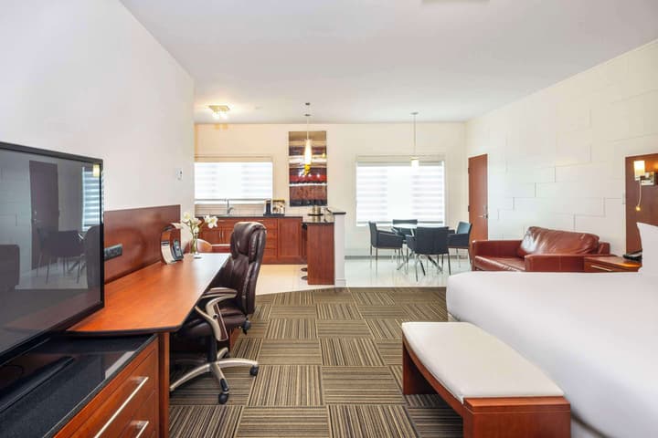Les Suites de Laviolette, an Ascend Collection Hotel