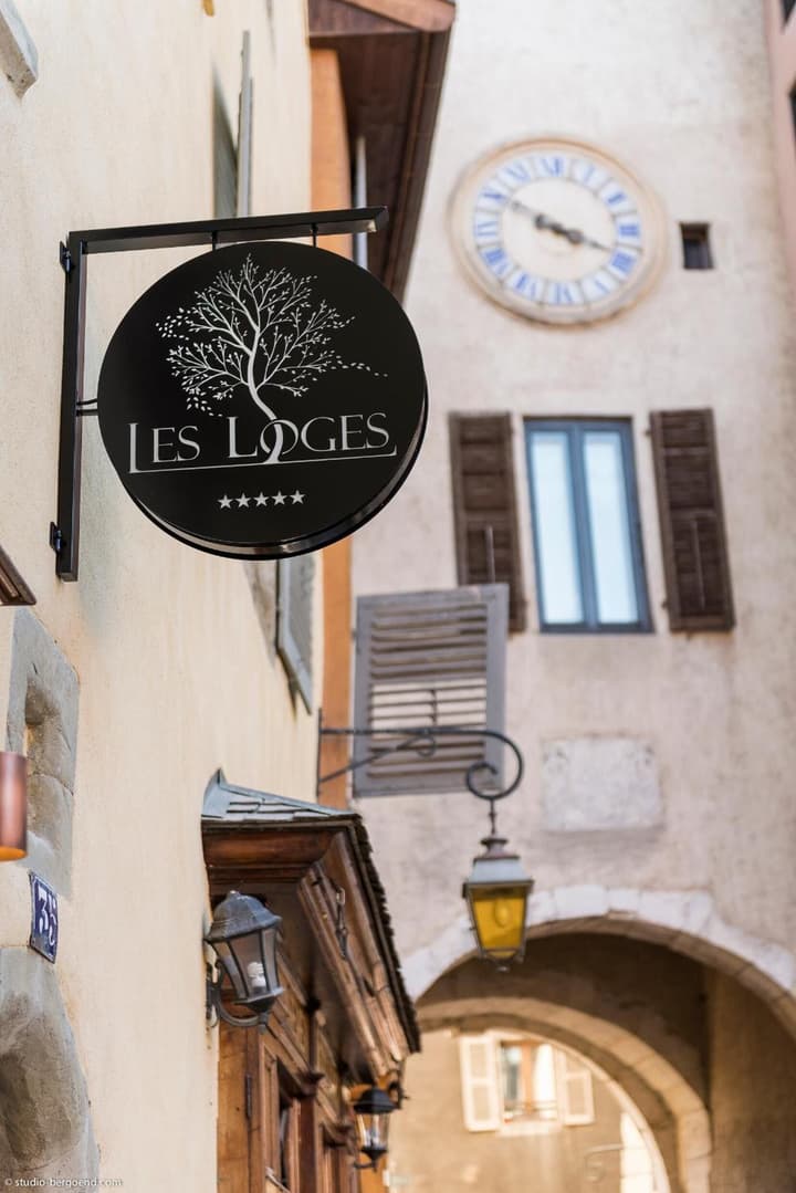 Les Loges Annecy Vieille ville