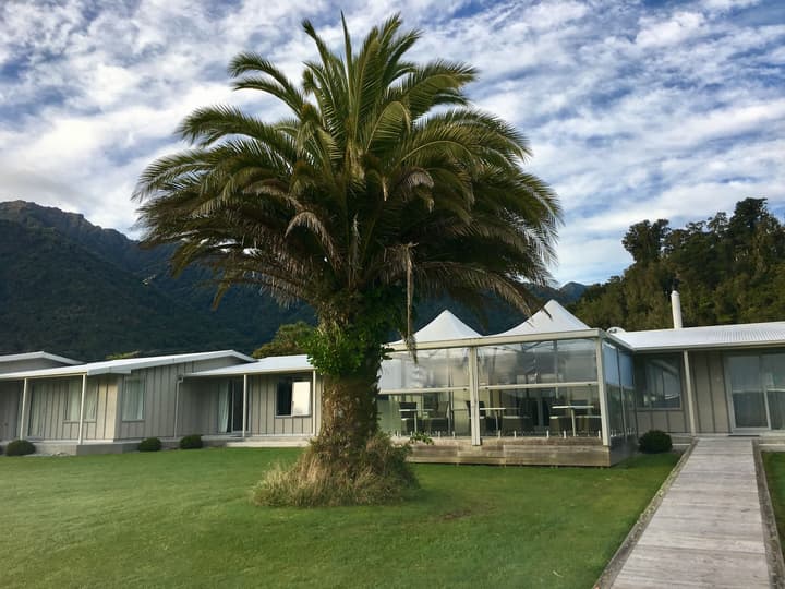 Franz Josef Oasis