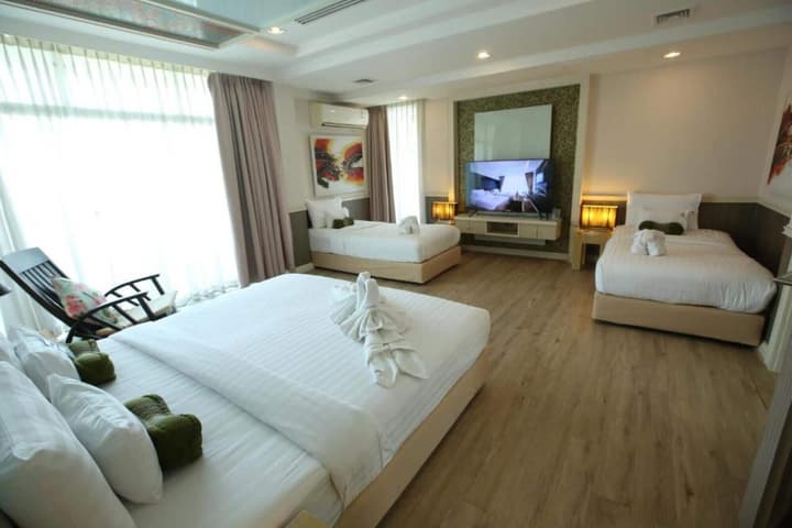 A-Te Chumphon Hotel