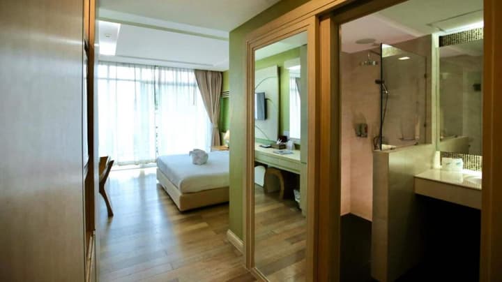 A-Te Chumphon Hotel
