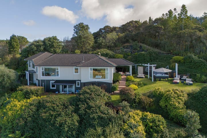 Bayview Valley Lodge