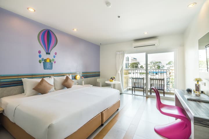Grand Bella Hotel