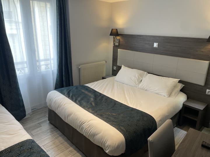 Mary's Hotel République