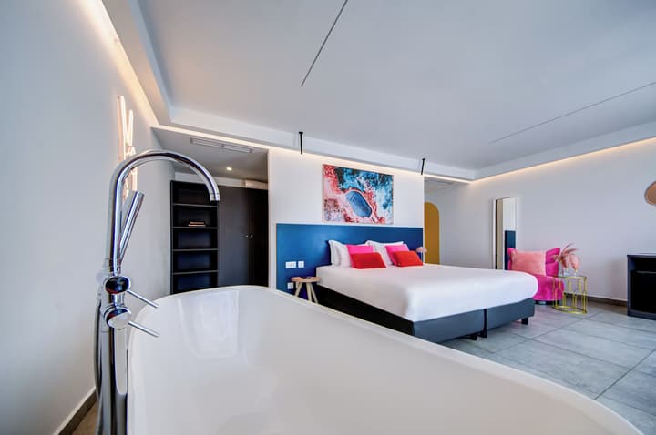 Flamingo Hotel