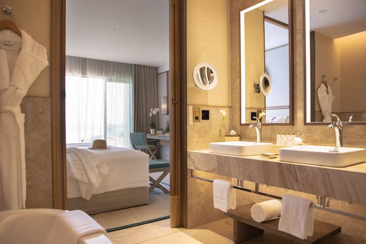 Jumeirah Muscat Bay