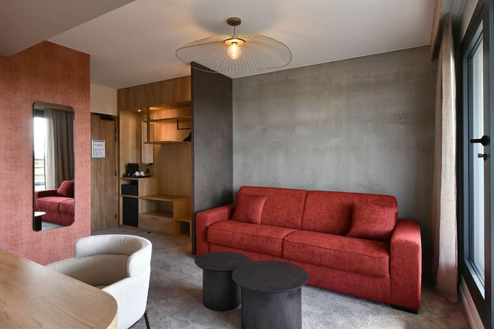 Golden Tulip Reims