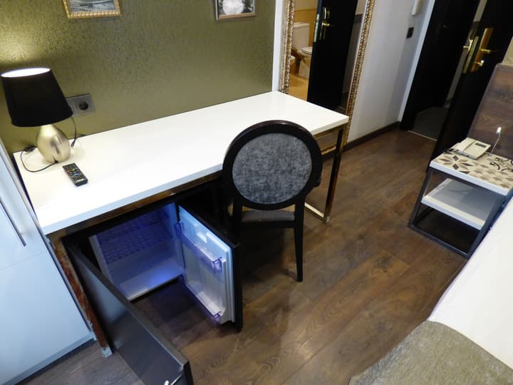 Hotel Moderno Barcelona