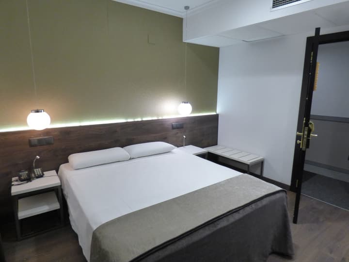 Hotel Moderno Barcelona