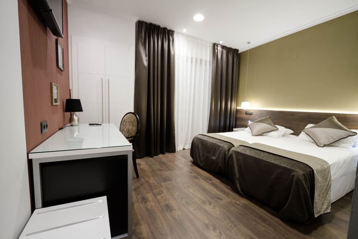 Hotel Moderno Barcelona