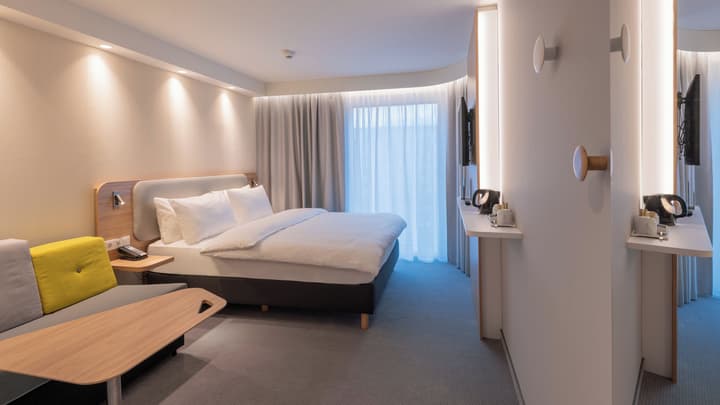 Holiday Inn Express and Suites Potsdam by IHG