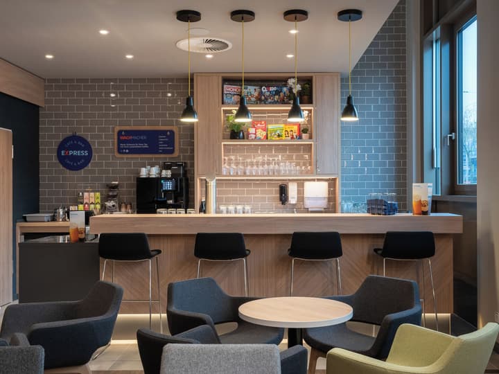 Holiday Inn Express and Suites Potsdam by IHG