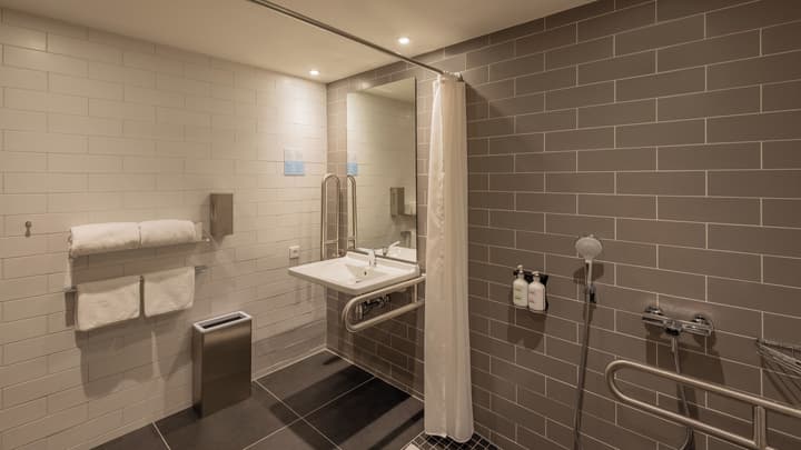 Holiday Inn Express and Suites Potsdam by IHG