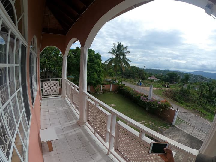YanceyLargo-6BR Two-Story Estate w/Mountain Views by RedAwning