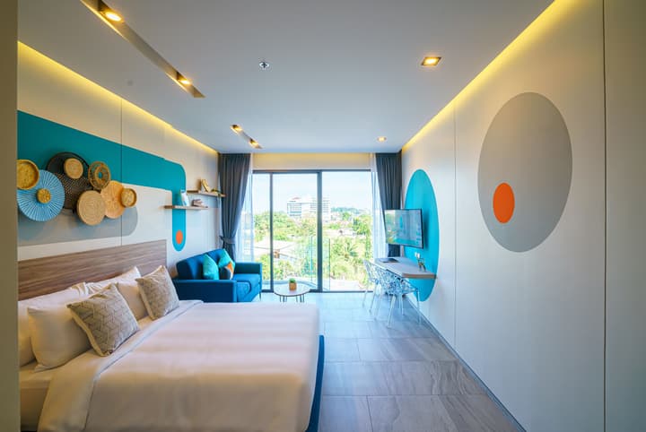 HOMA Phuket Town