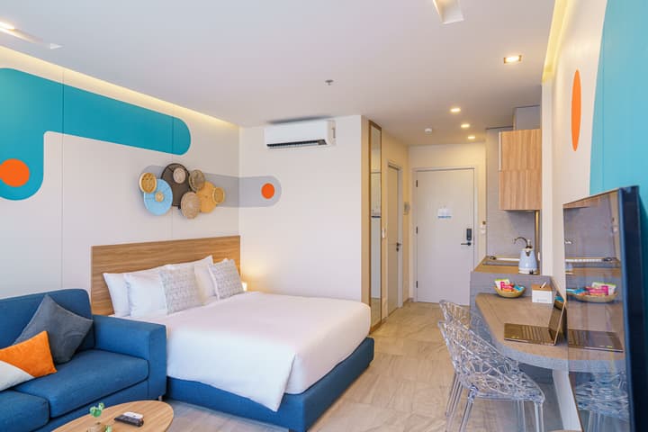 HOMA Phuket Town
