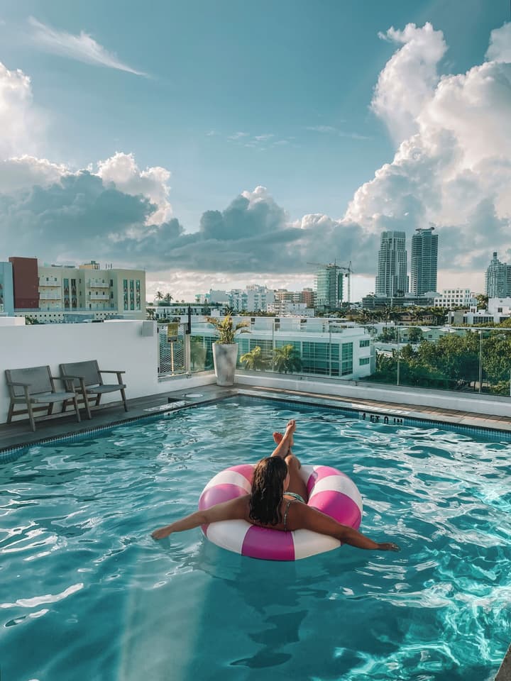 UPSUN HOTEL