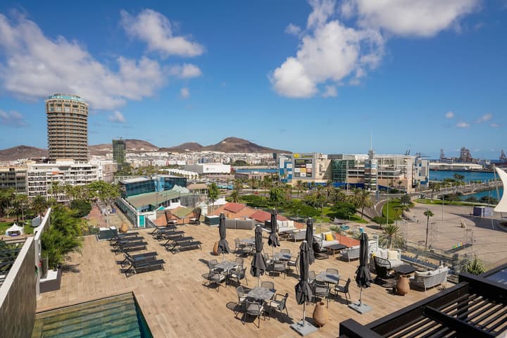 Hotel LIVVO Lumm