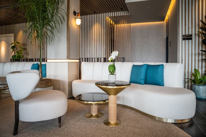 Hotel LIVVO Lumm
