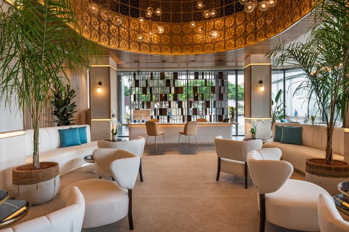Hotel LIVVO Lumm