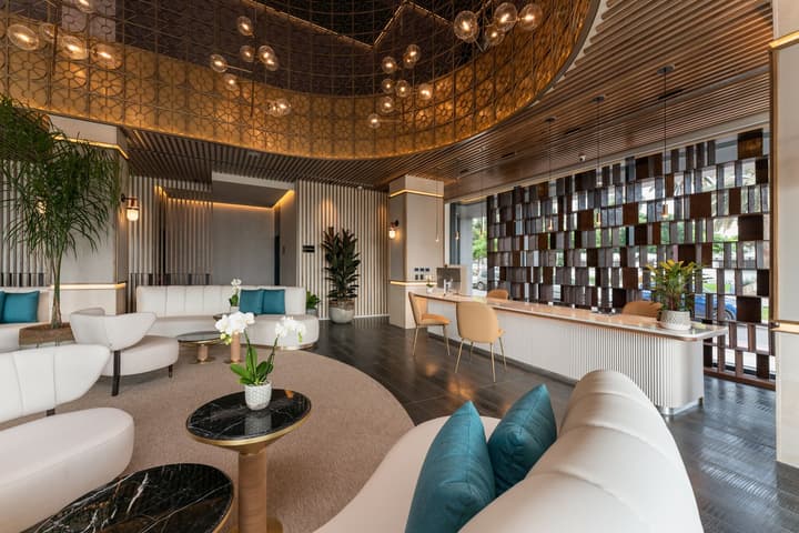 Hotel LIVVO Lumm