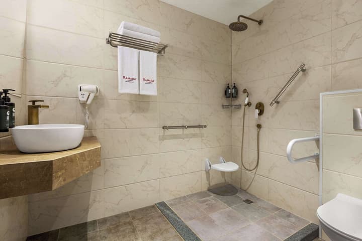 Ramada by Wyndham Tbilisi Old City