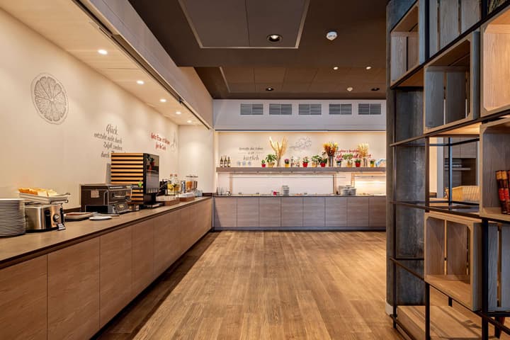 IntercityHotel Zurich Airport