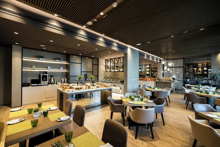 Centro Mada Amman By Rotana