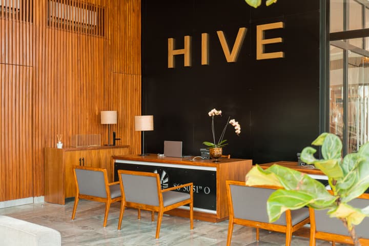Hive Cancun by G Hotels