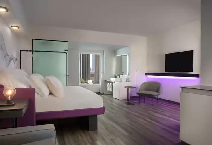 YOTEL Miami