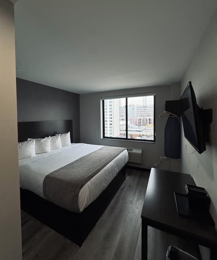 Capital Hotel