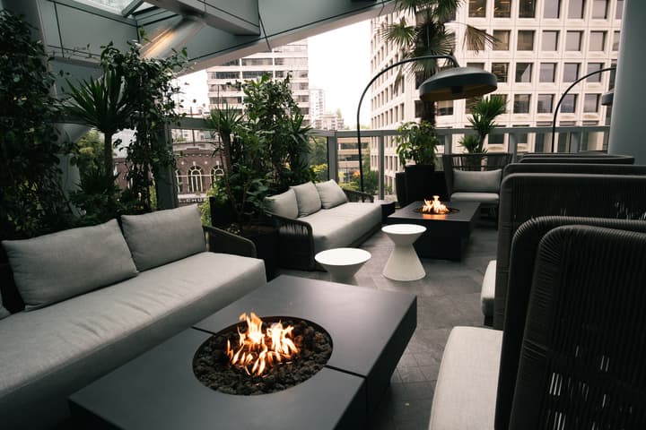 Paradox Vancouver