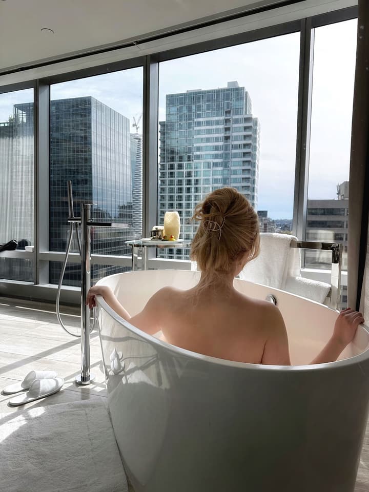 Paradox Vancouver