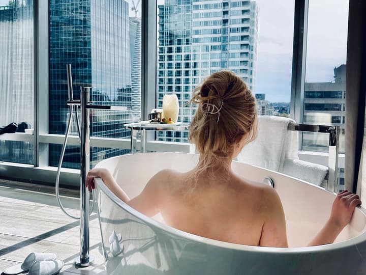 Paradox Vancouver
