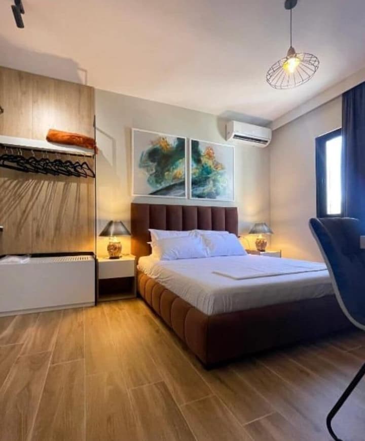 Joanna Suites