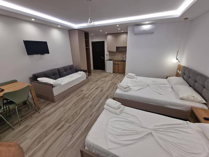Joanna Suites