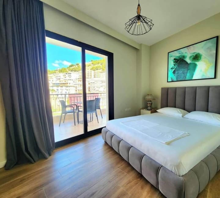 Joanna Suites