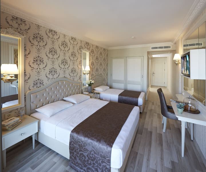 Emre Beach & Emre Hotel