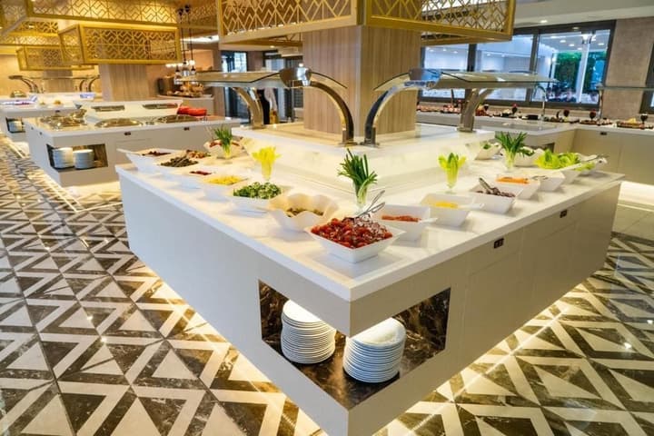Emre Beach & Emre Hotel