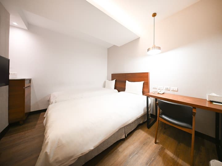 CHECK inn Express Taipei Station
