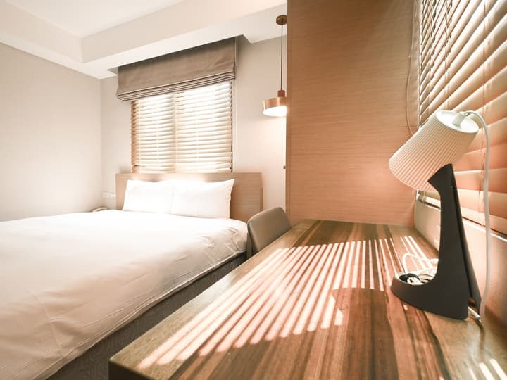 CHECK inn Express Taipei Station