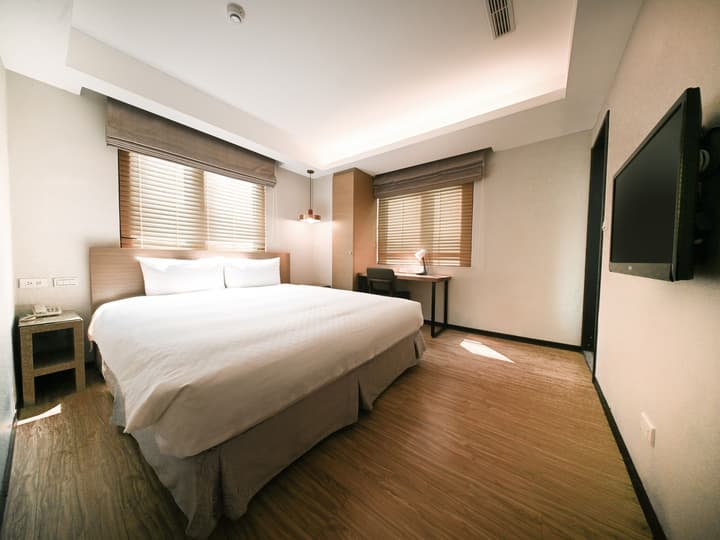 CHECK inn Express Taipei Station