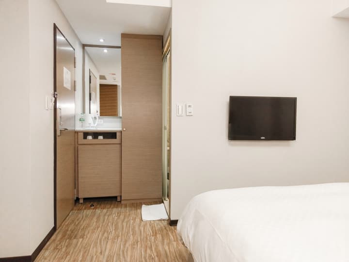 CHECK inn Express Taipei Station